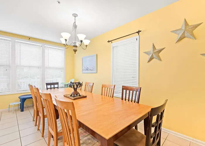 5 Corner Store Ln Indoor & Outdoor Pool Ferienhaus *