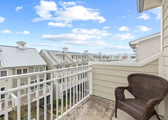 5 Corner Store Ln Indoor & Outdoor Pool * Ocean Stadt